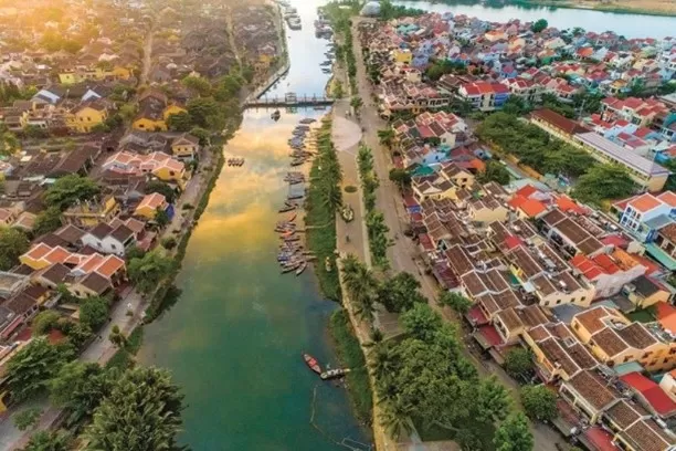 HIGHLIGHTS OF VIETNAM 8 DAYS 7 NIGHTS